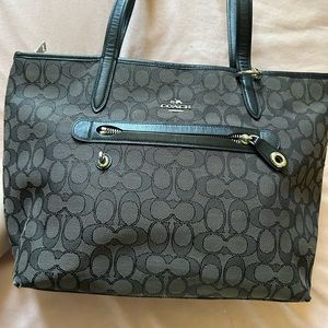coach shoulder bag